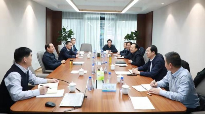 酒泉市肅州區(qū)委副書記、區(qū)長(zhǎng)王永宏一行到訪集團(tuán)公司